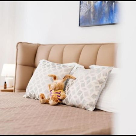Brand New Apartment Nearby Metro Афины Экстерьер фото